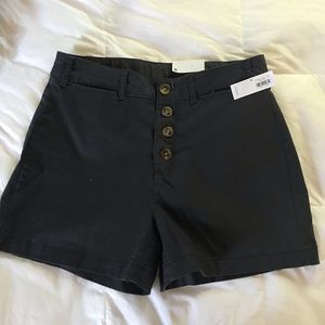 Women’s NWT Old Navy shorts